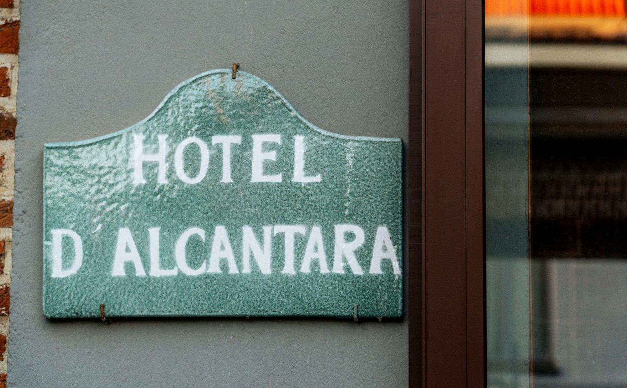 טורנאי Hotel D'Alcantara מראה חיצוני תמונה